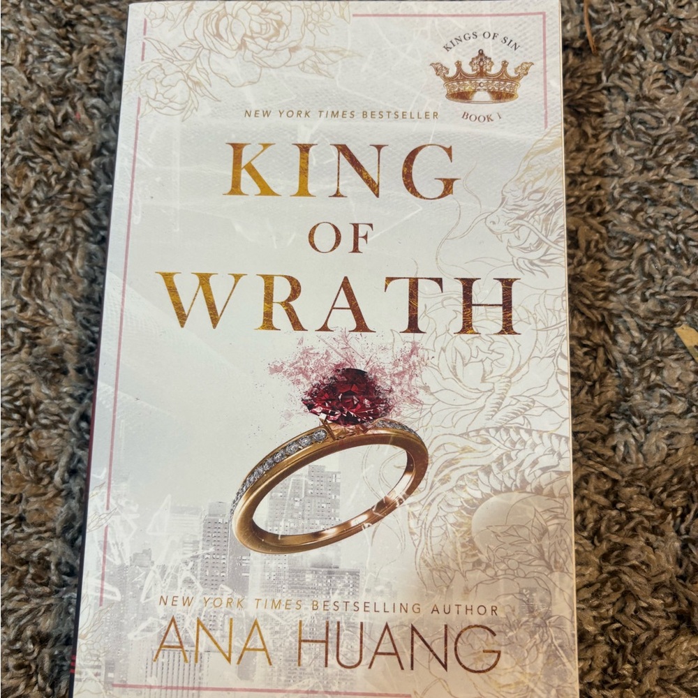 Gold and Red Women's Ring